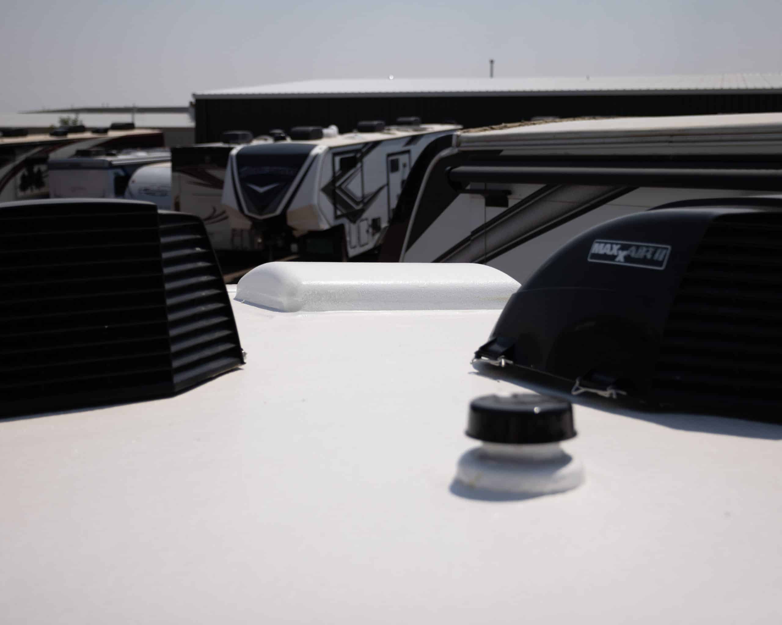 Rvsphotos armorthane rvroofspray